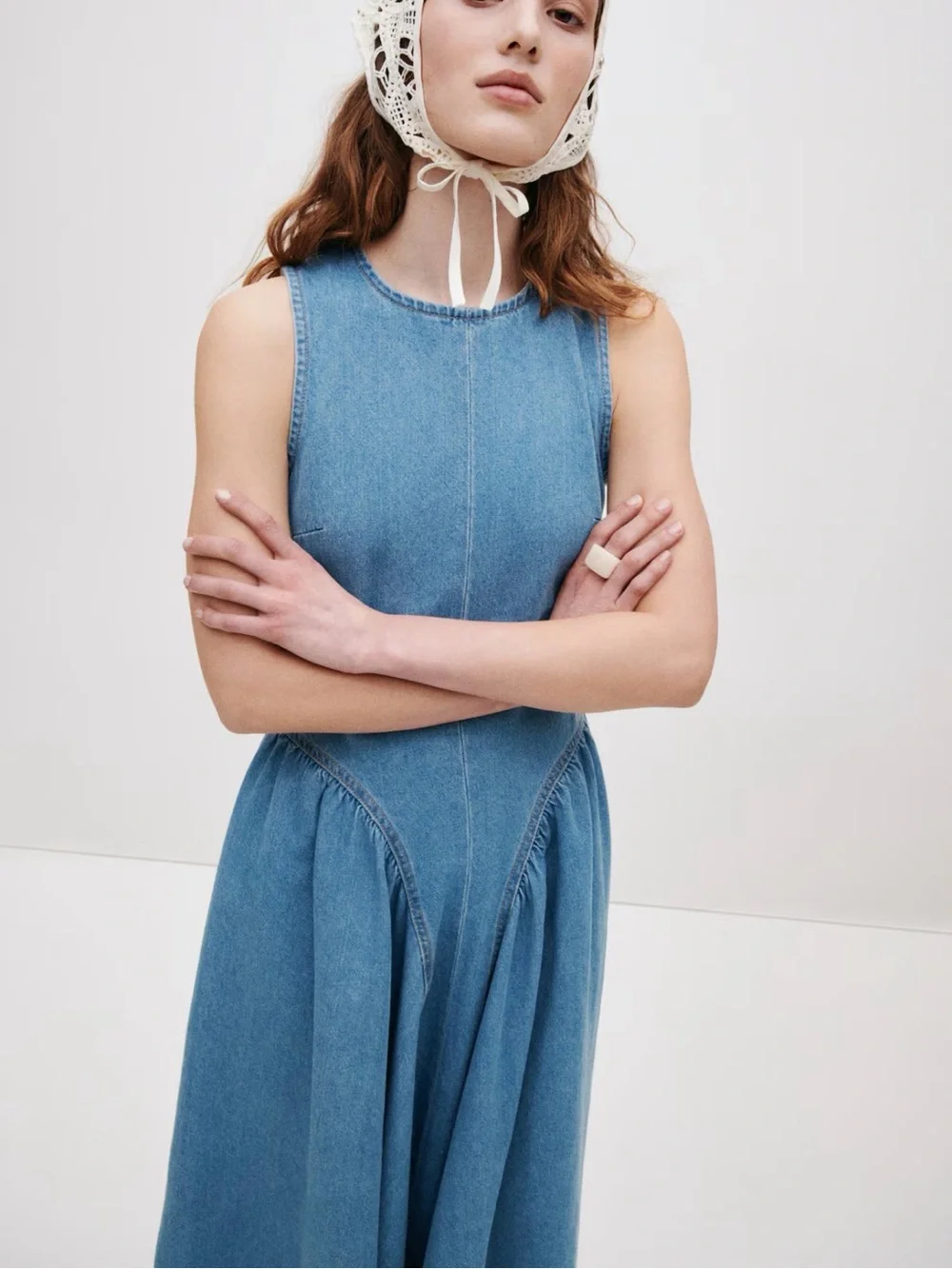 H & M Open Back Sleeveless Blue Denim Midi Dress - Picture 2 of 6